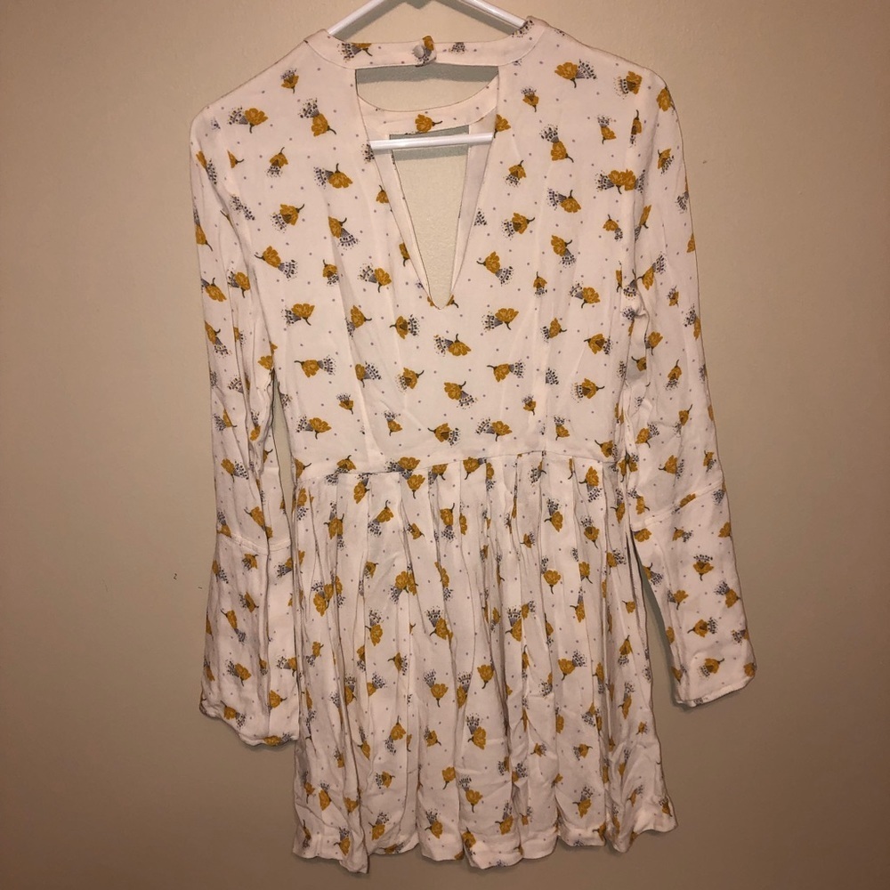 Free People Tegan Ivory Bohemian Keyhole Neck Floral Mini Dress - Picture 5 of 12
